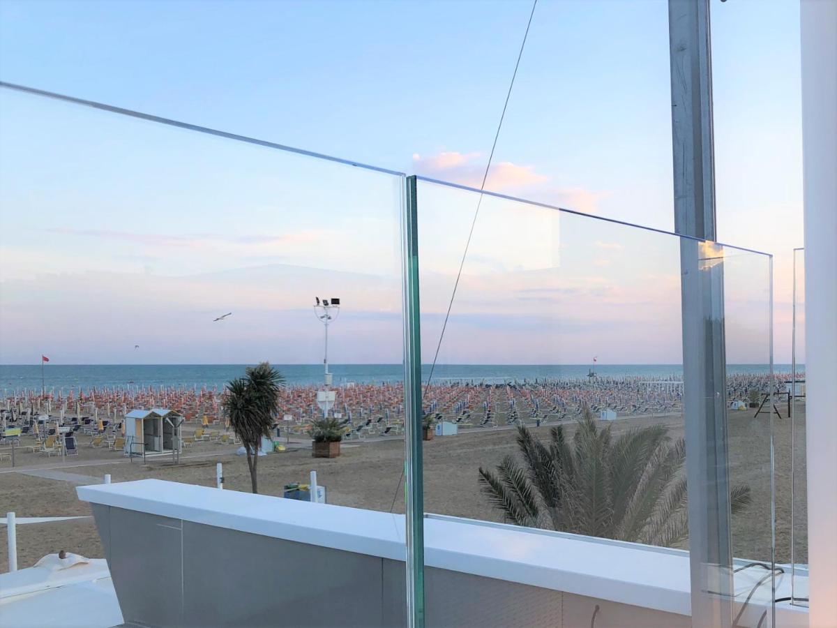 Villa Raffaella Bibione Bagian luar foto